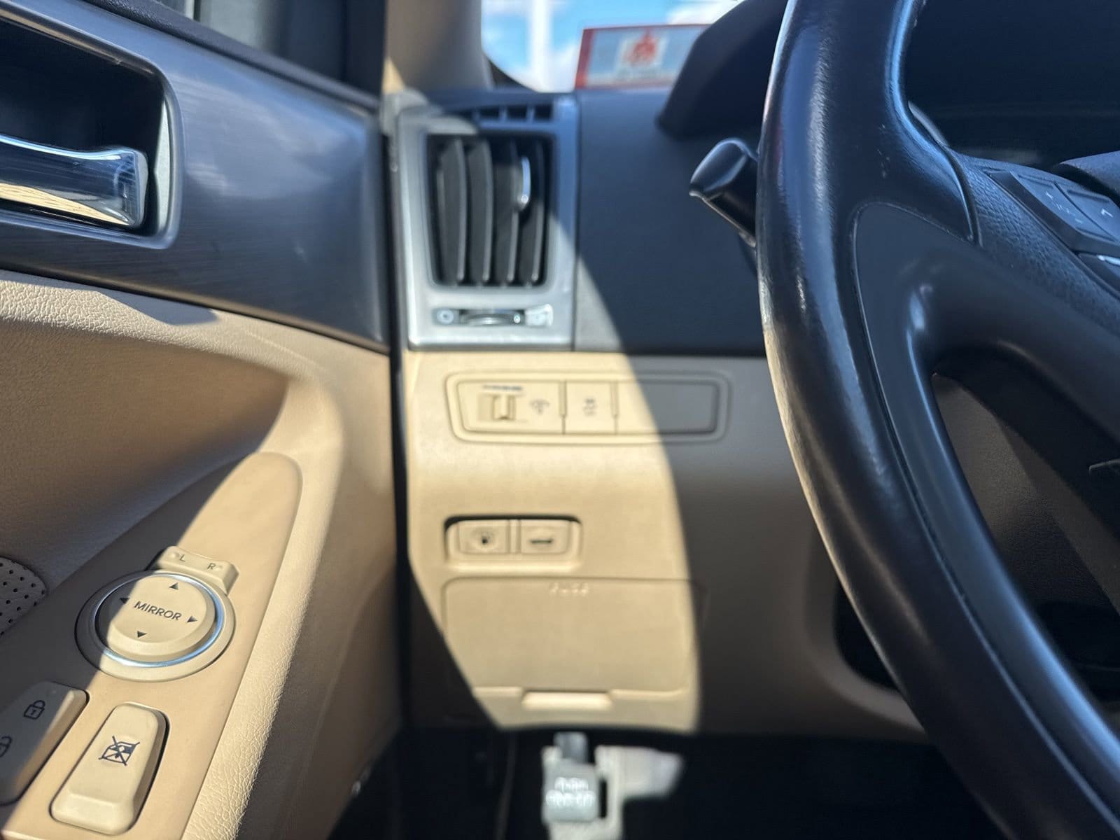 Thumbnail: 2015 Hyundai Sonata - 33