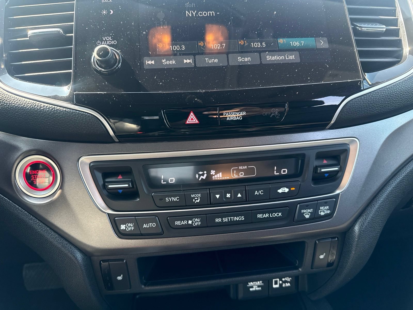 Thumbnail: 2021 Honda Pilot - 26