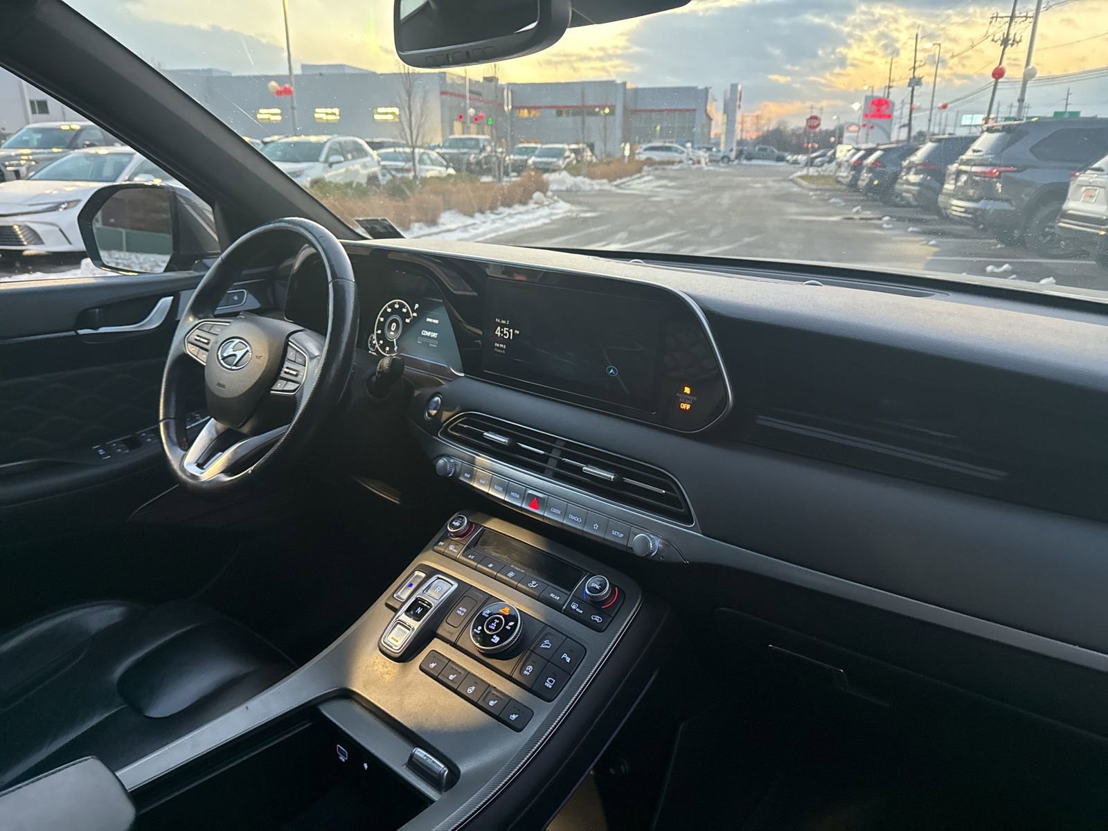 Thumbnail: 2022 Hyundai Palisade - 22