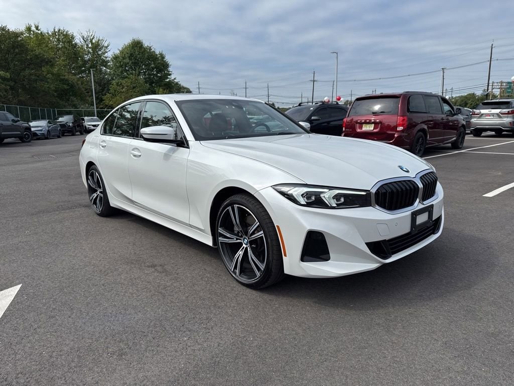 Thumbnail: 2023 BMW 3 Series - 2