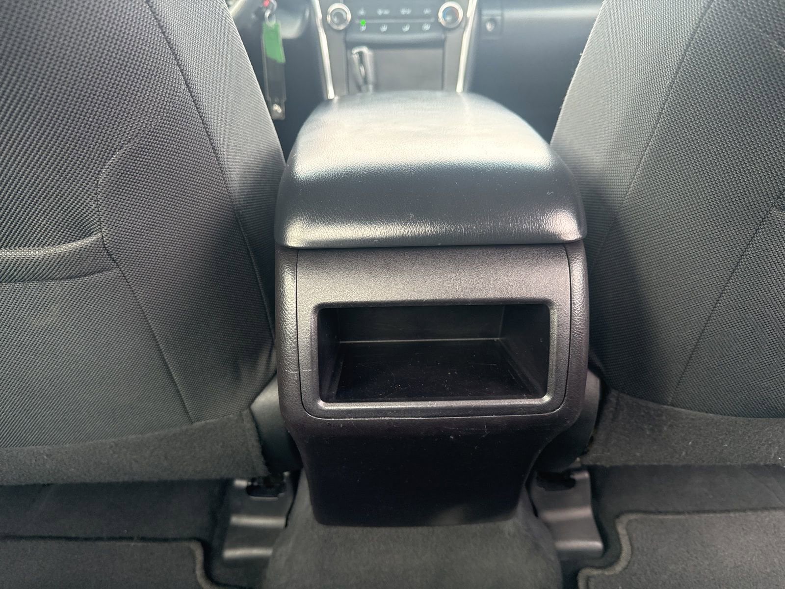 Thumbnail: 2017 Toyota Camry - 30