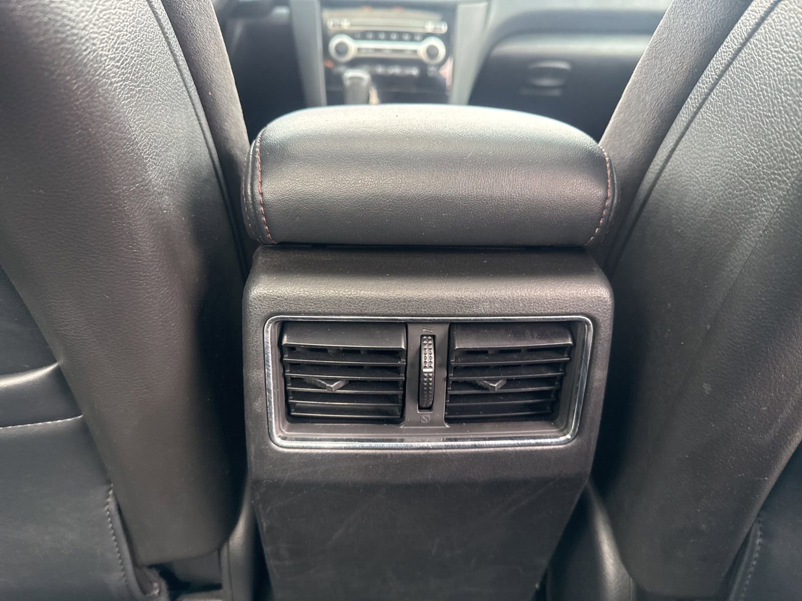 Thumbnail: 2011 Nissan Maxima - 29