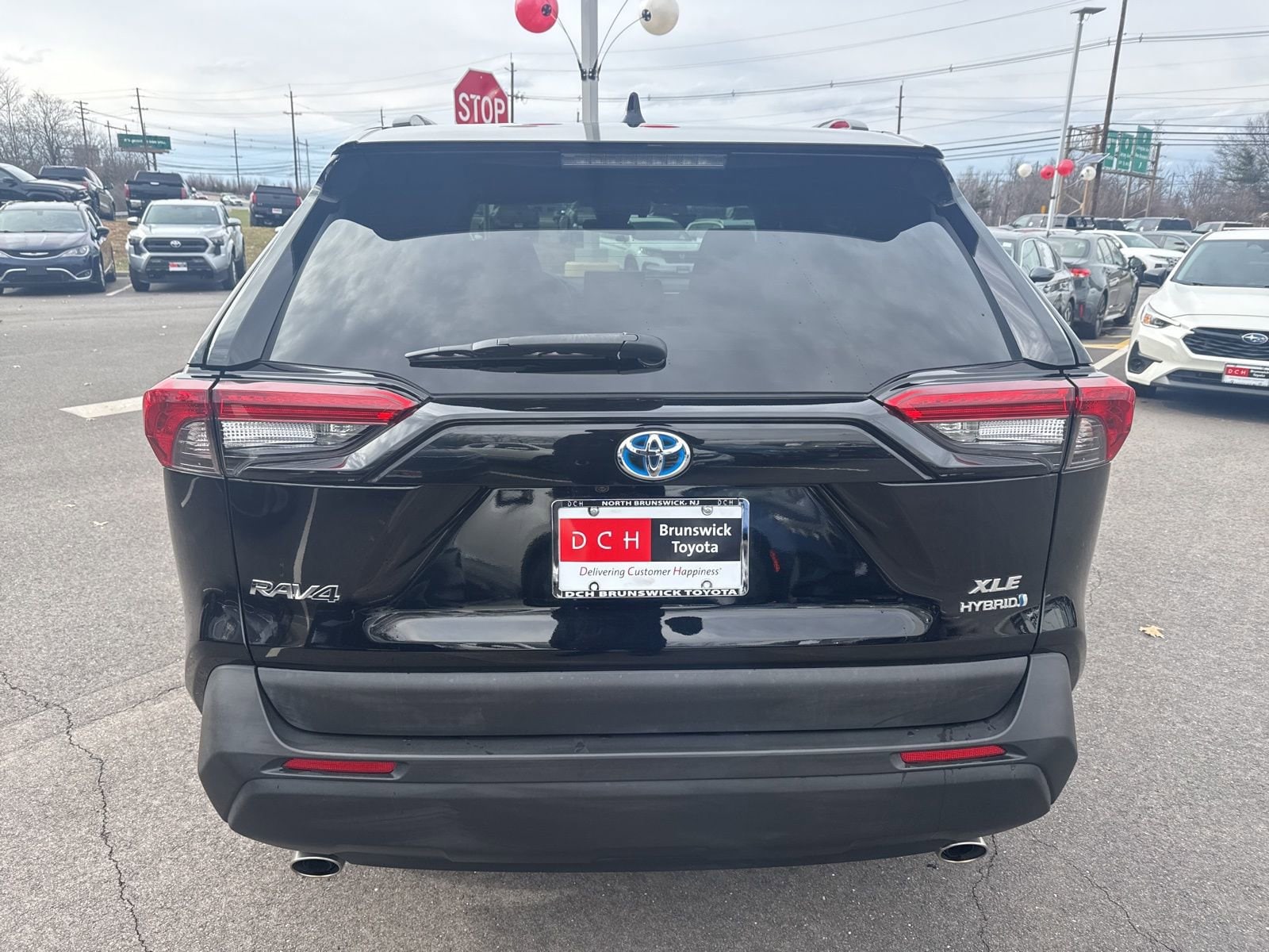 Thumbnail: 2022 Toyota RAV4 - 6