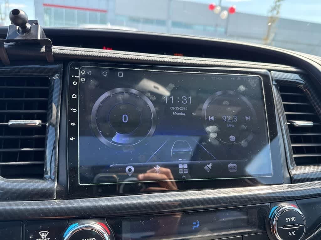 Thumbnail: 2019 Toyota Highlander - 25