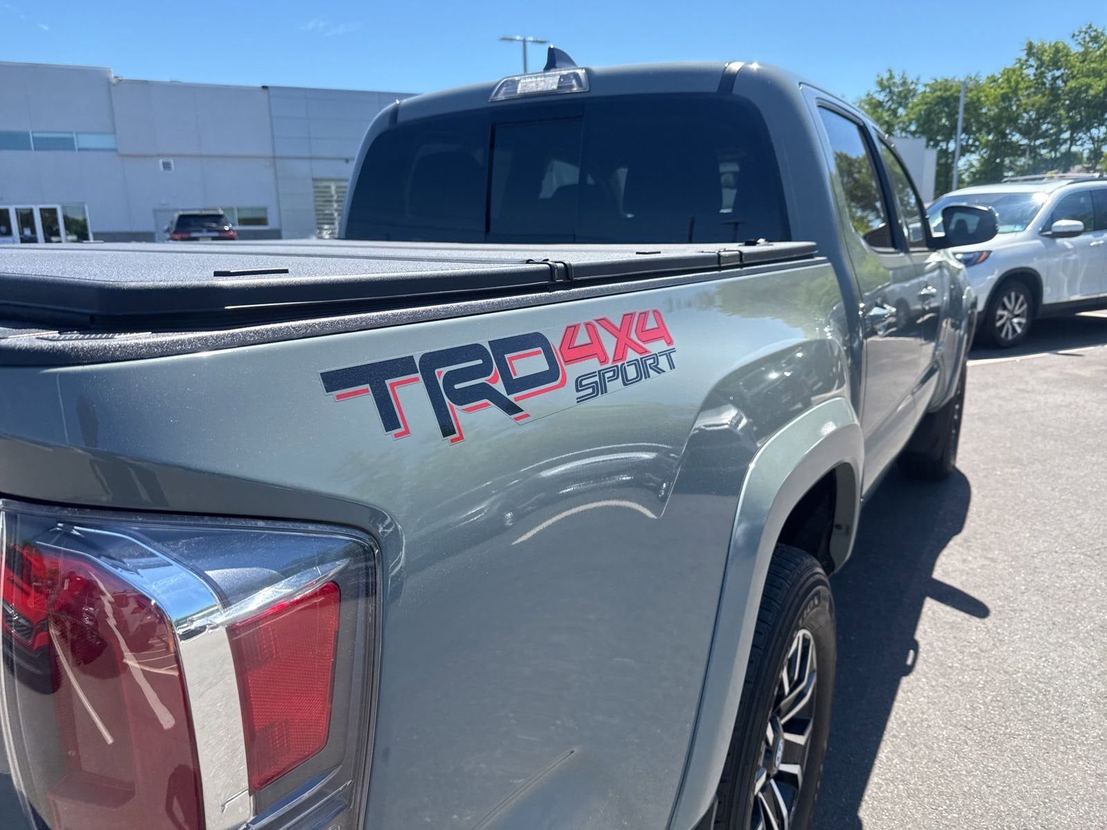 Thumbnail: 2023 Toyota Tacoma - 15