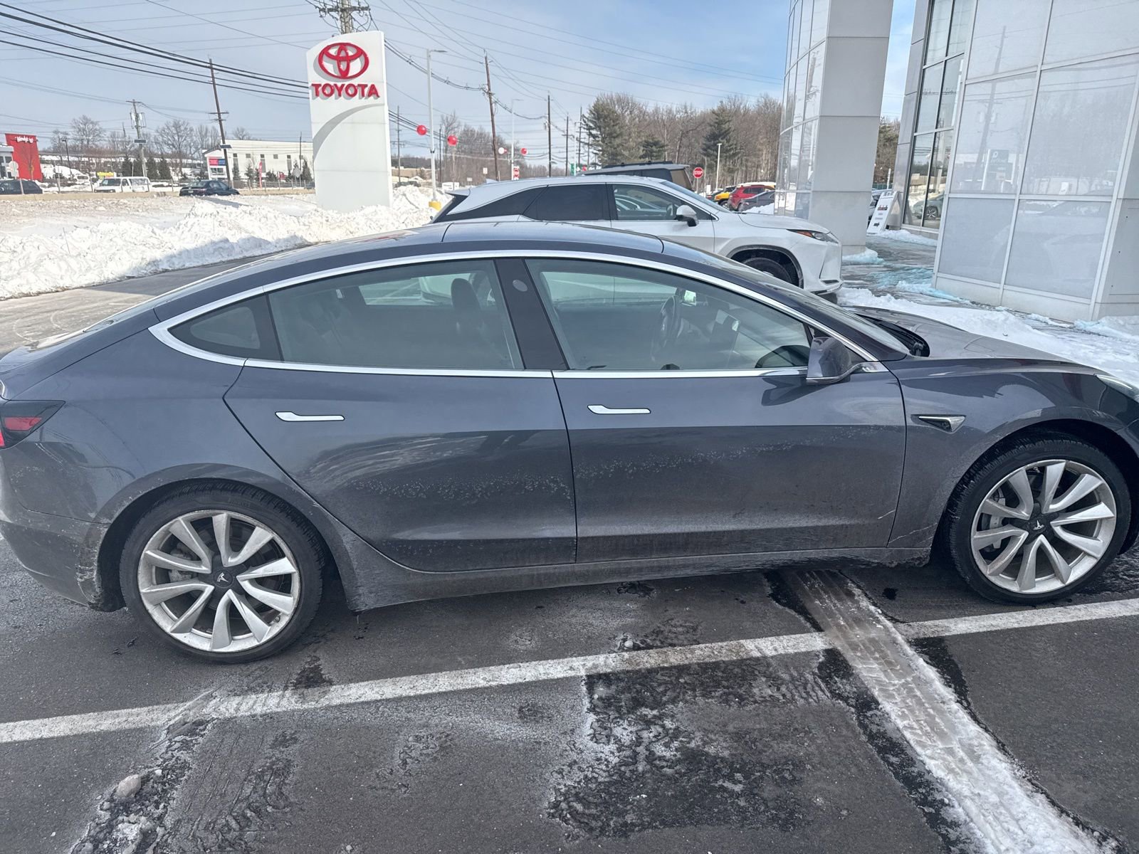 Thumbnail: 2019 Tesla Model 3 - 6