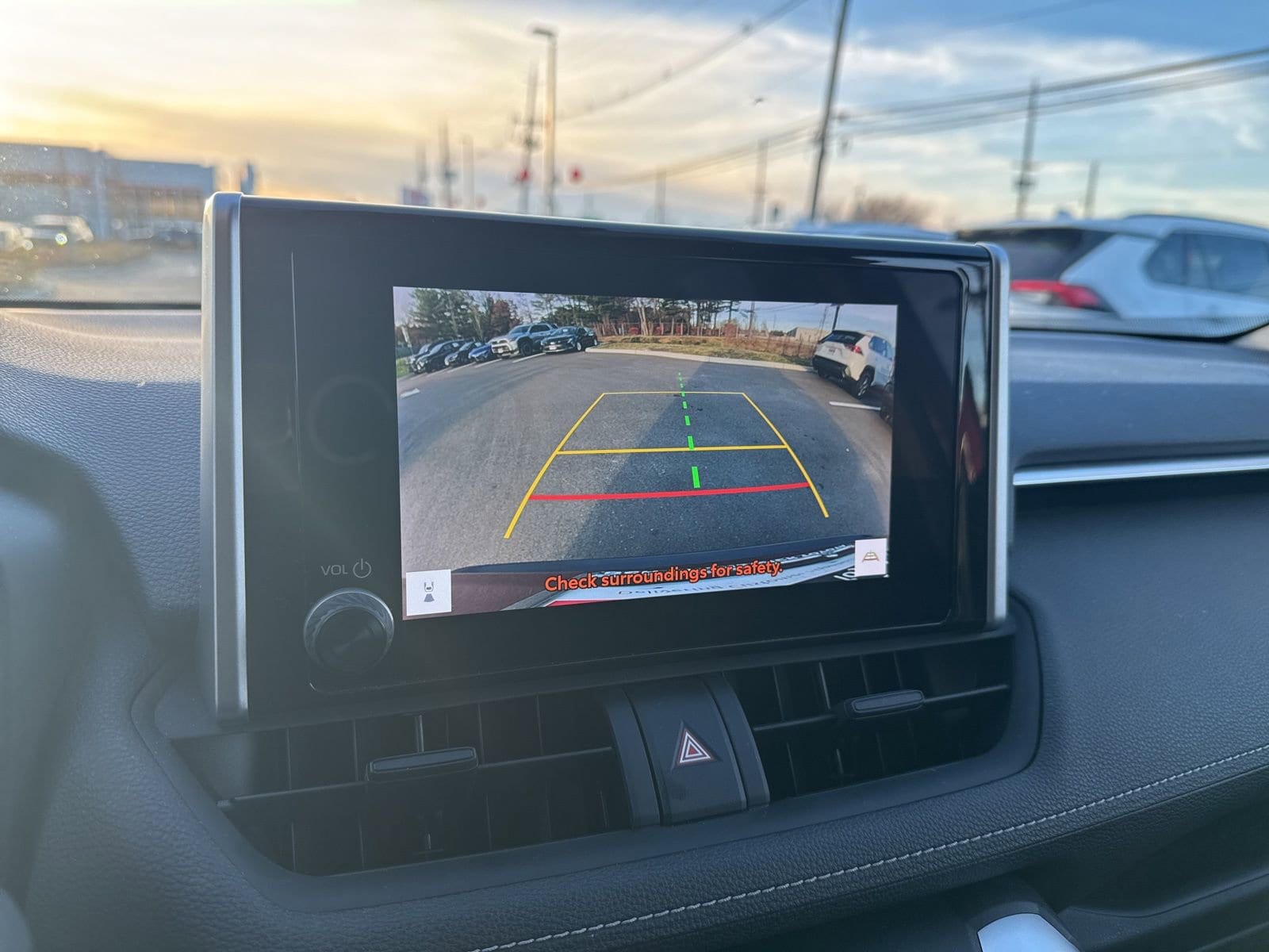 Thumbnail: 2023 Toyota RAV4 - 27