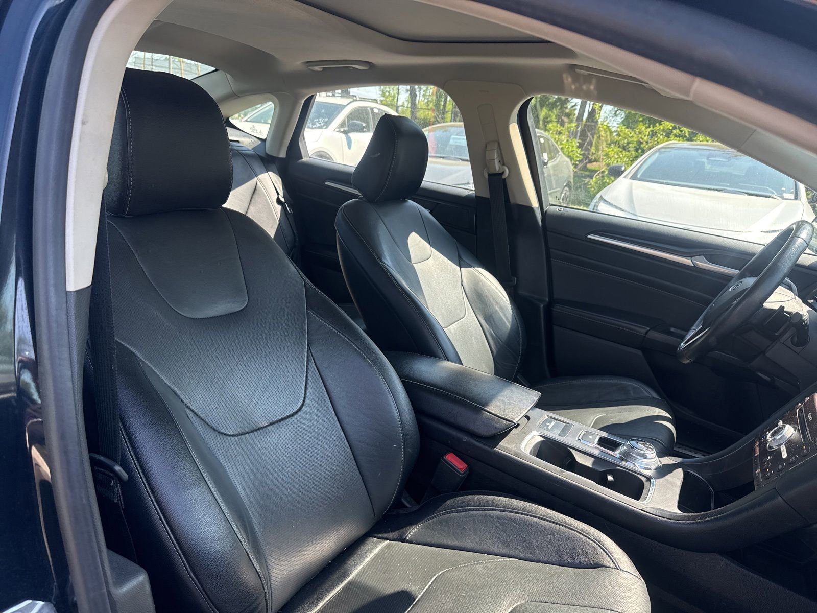 Thumbnail: 2020 Ford Fusion - 21