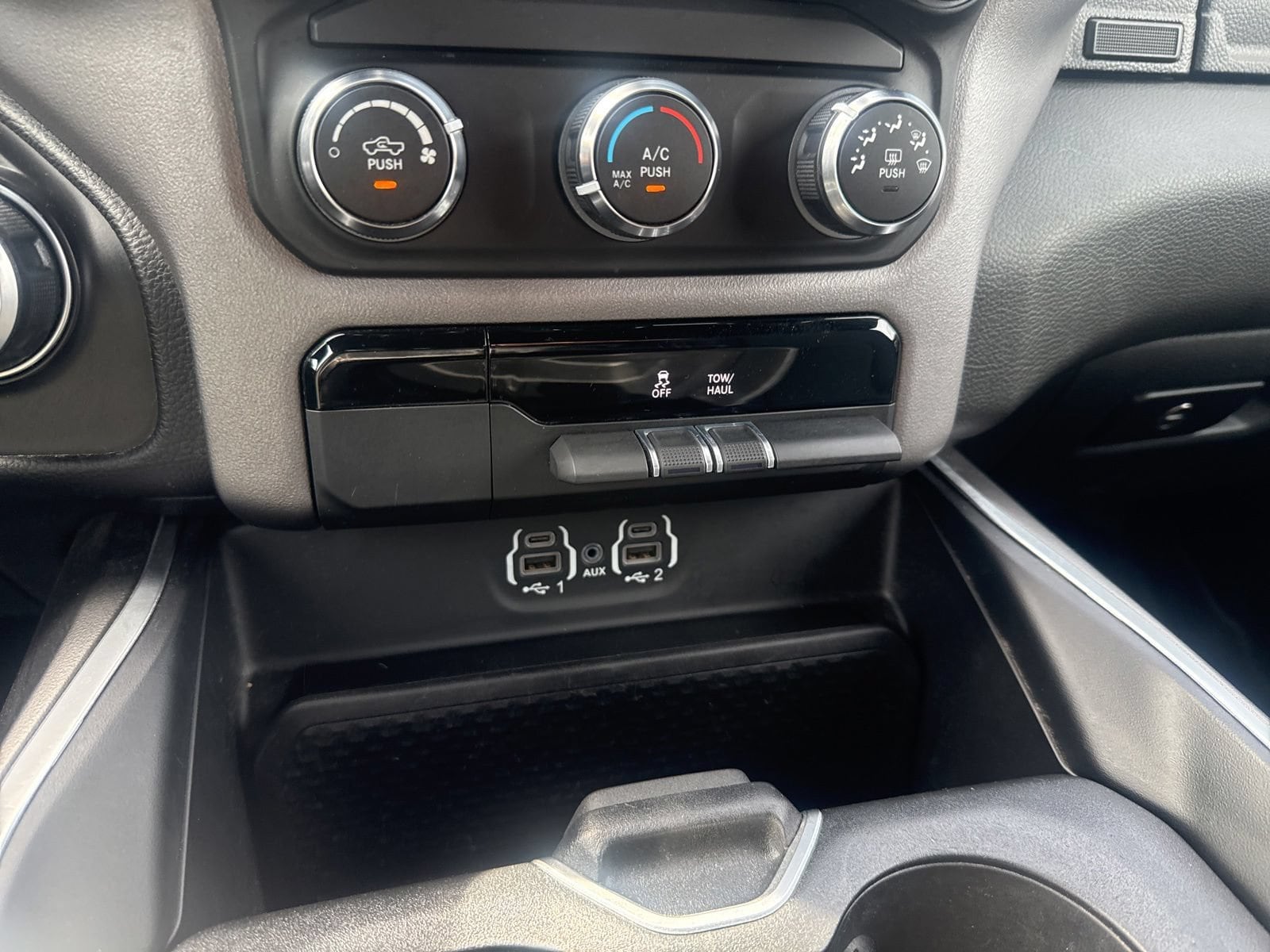 Thumbnail: 2022 RAM 1500 - 29