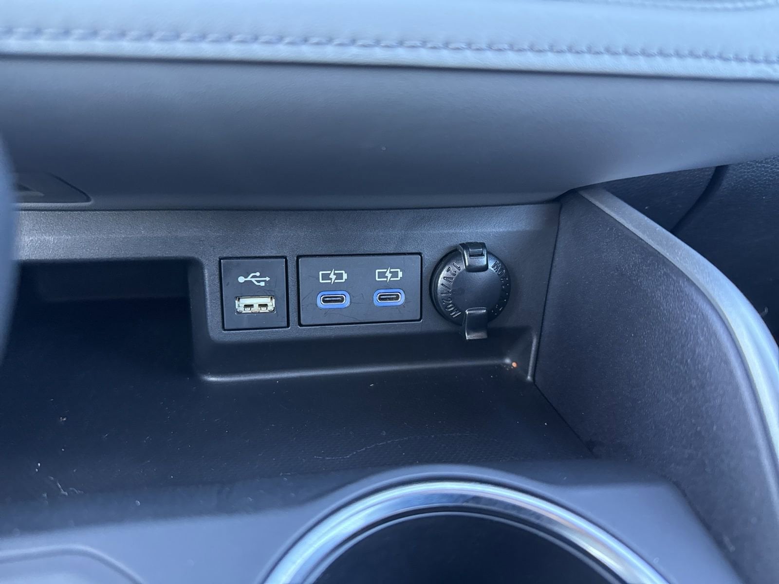 Thumbnail: 2022 Toyota Highlander - 28