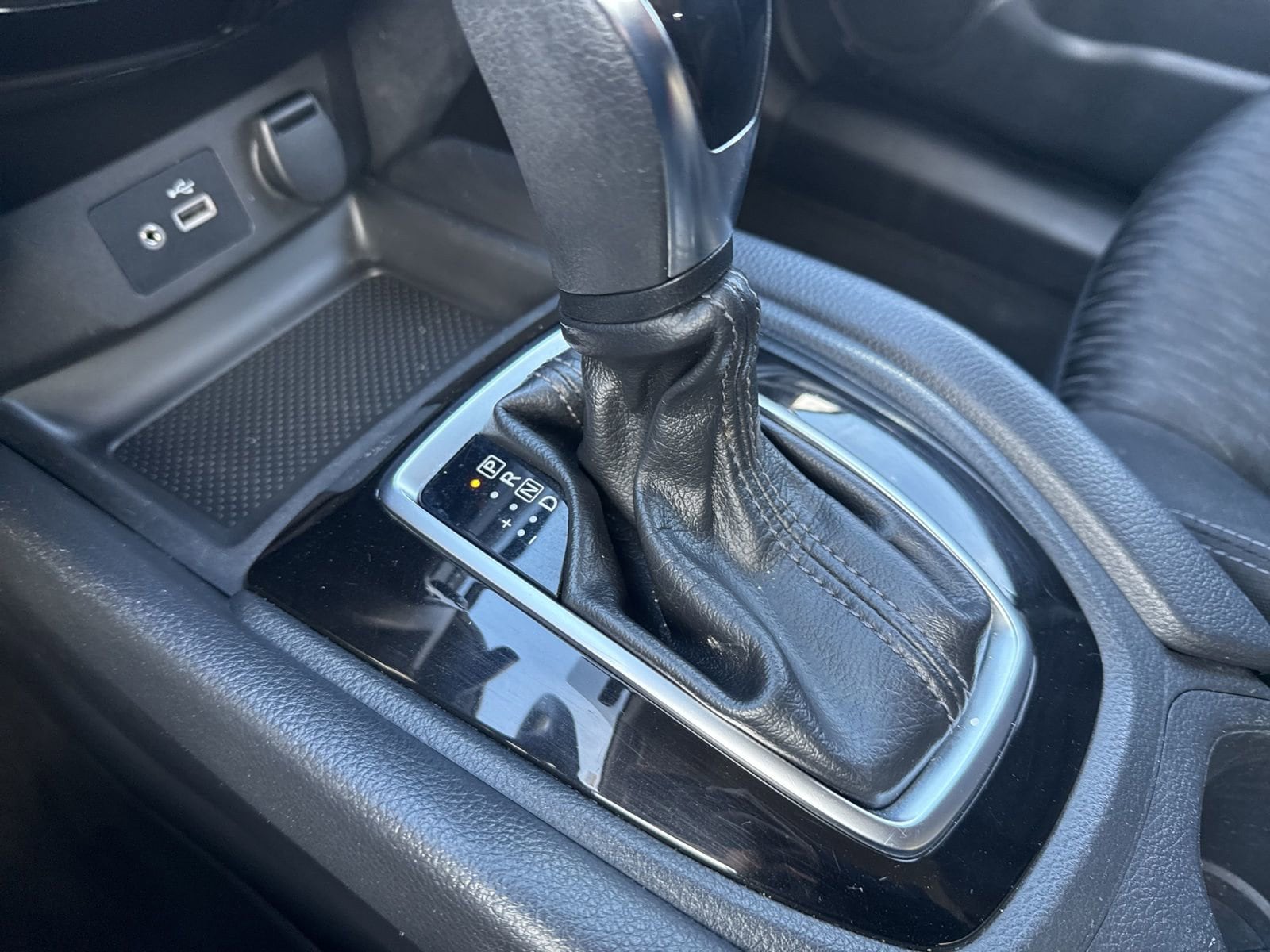 Thumbnail: 2018 Nissan Rogue - 28