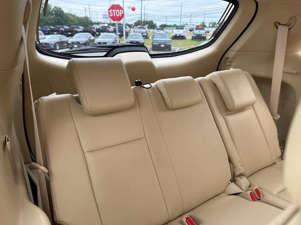 Thumbnail: 2019 Toyota Highlander - 23