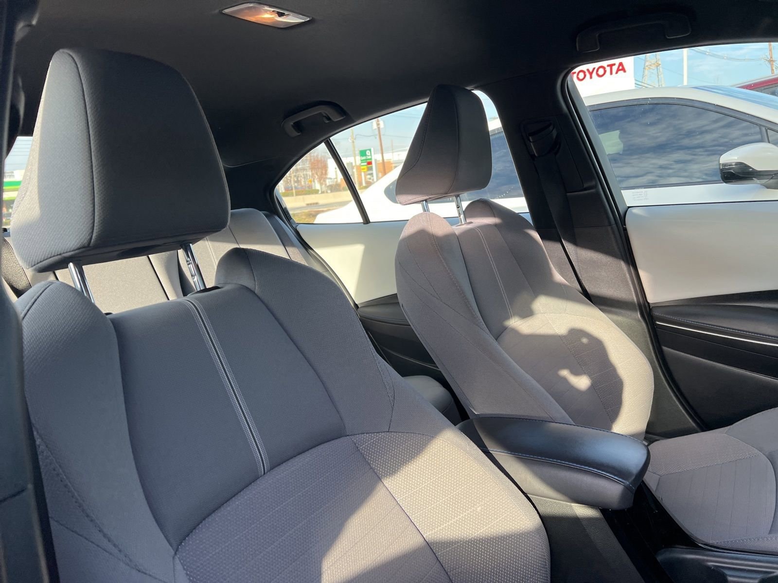 Thumbnail: 2022 Toyota Corolla - 17