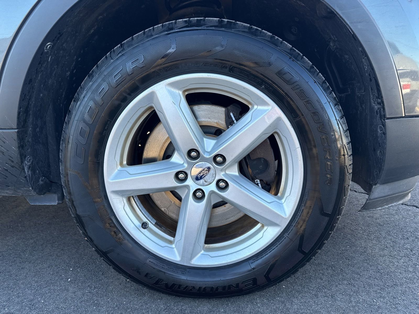 Thumbnail: 2017 Ford Explorer - 16