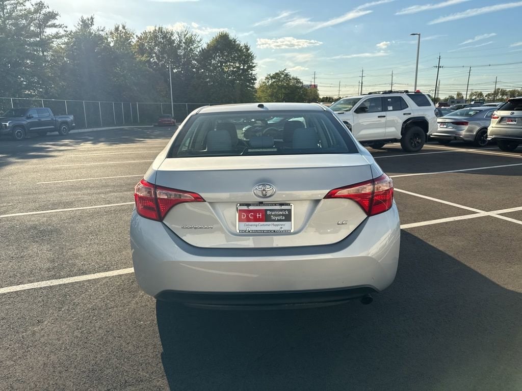 Thumbnail: 2018 Toyota Corolla - 13