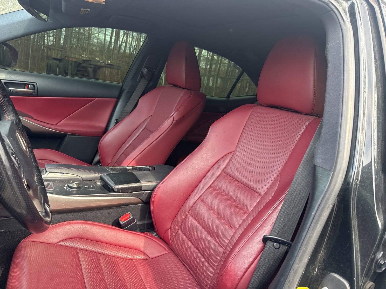 Thumbnail: 2017 Lexus IS - 20