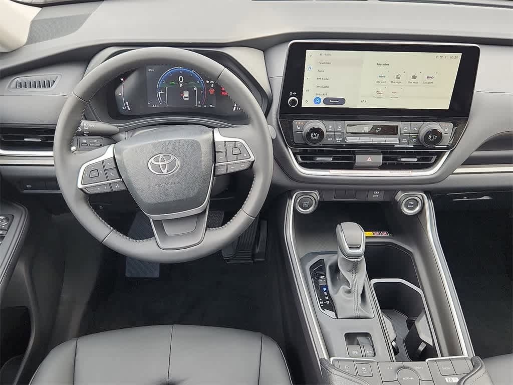Thumbnail: 2025 Toyota Grand Highlander - 7