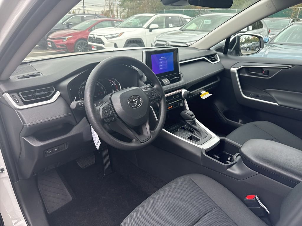 Thumbnail: 2025 Toyota RAV4 - 10