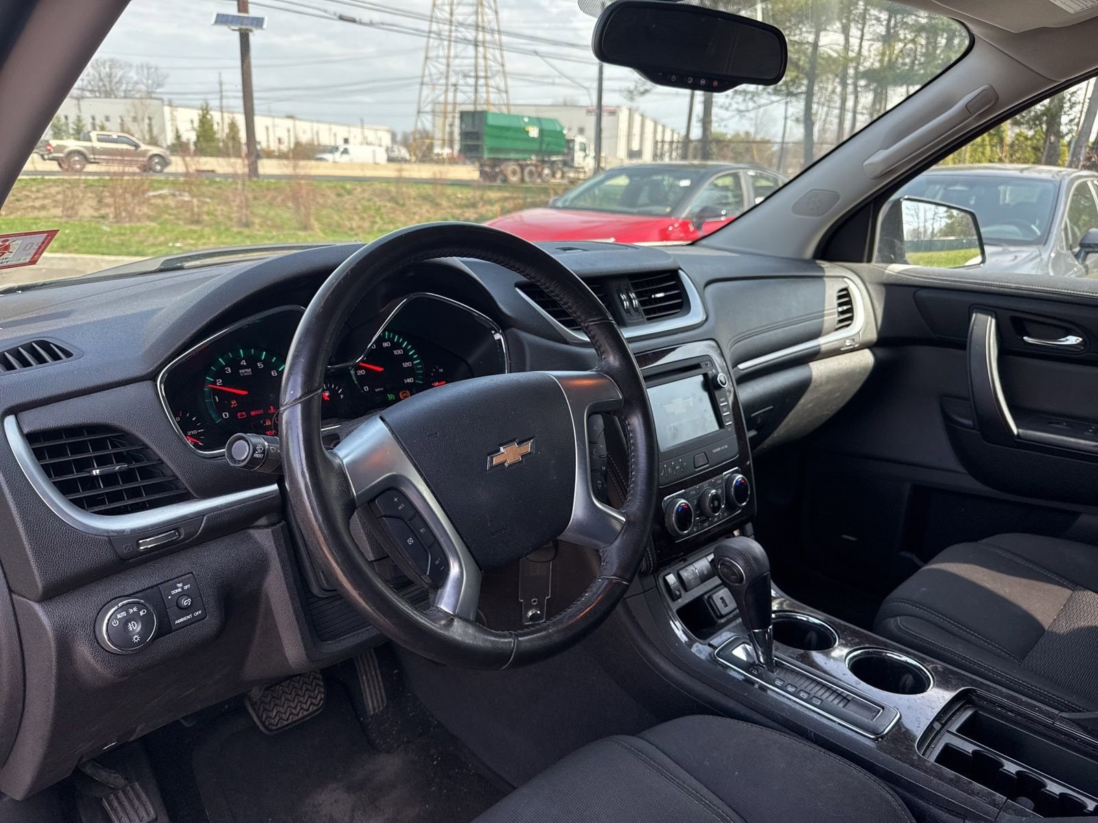 Thumbnail: 2017 Chevrolet Traverse - 17