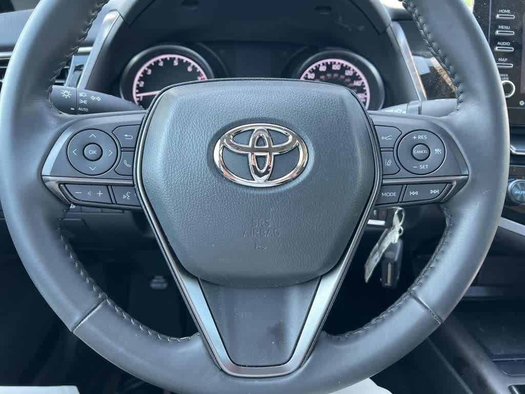 Thumbnail: 2023 Toyota Camry - 17