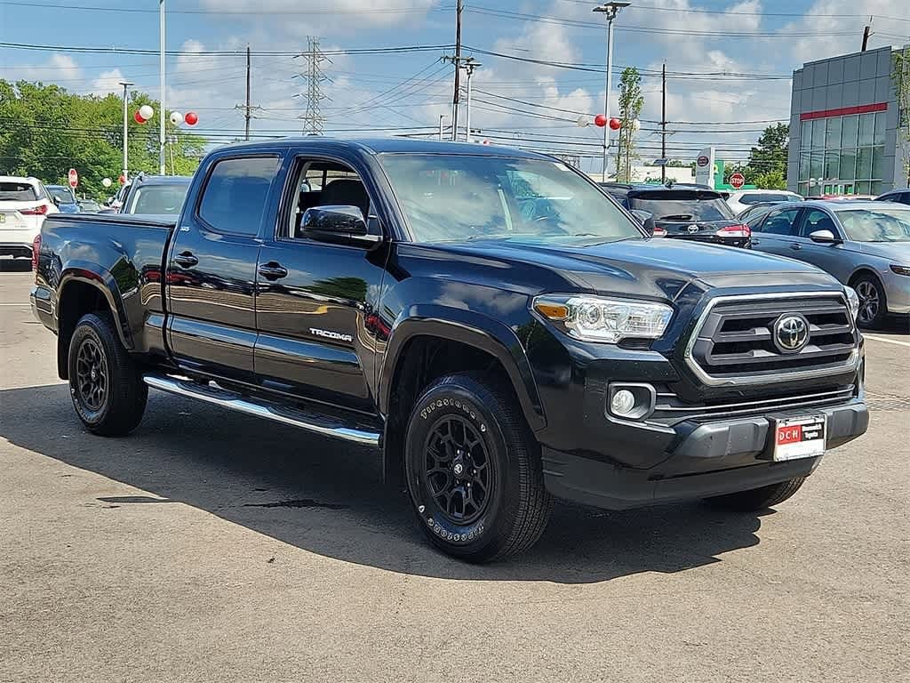Thumbnail: 2022 Toyota Tacoma - 3