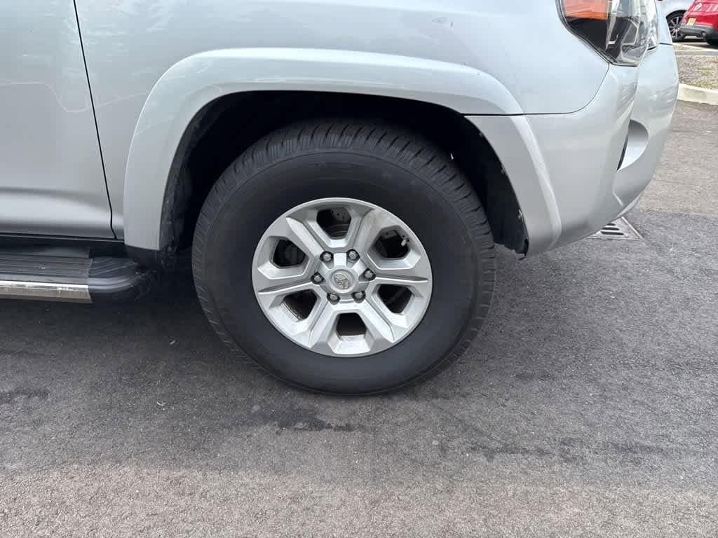 Thumbnail: 2018 Toyota 4Runner - 27