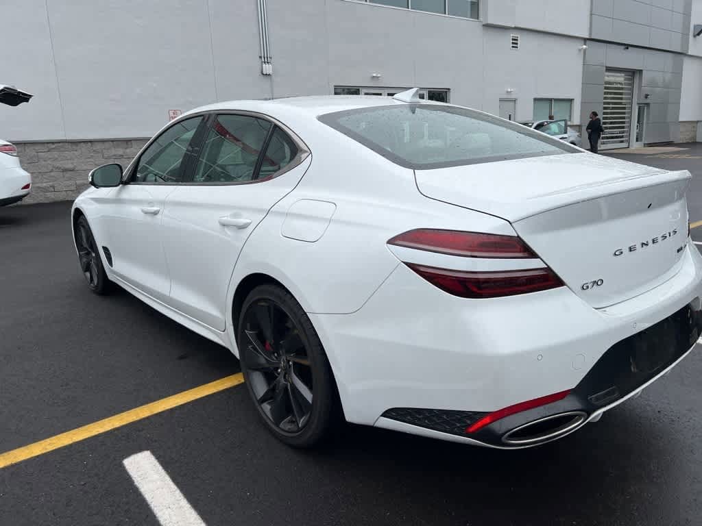 Thumbnail: 2022 Genesis G70 - 4