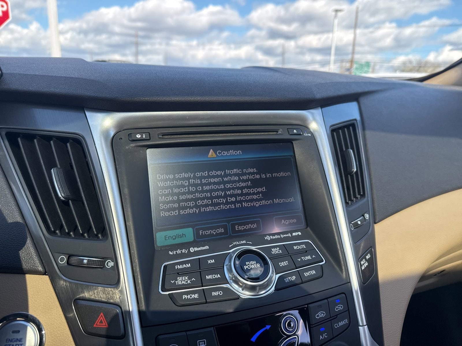 Thumbnail: 2015 Hyundai Sonata - 27