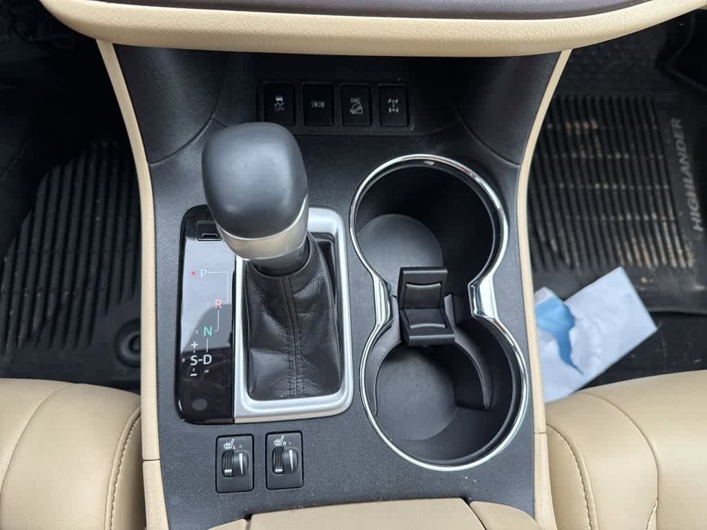 Thumbnail: 2019 Toyota Highlander - 29