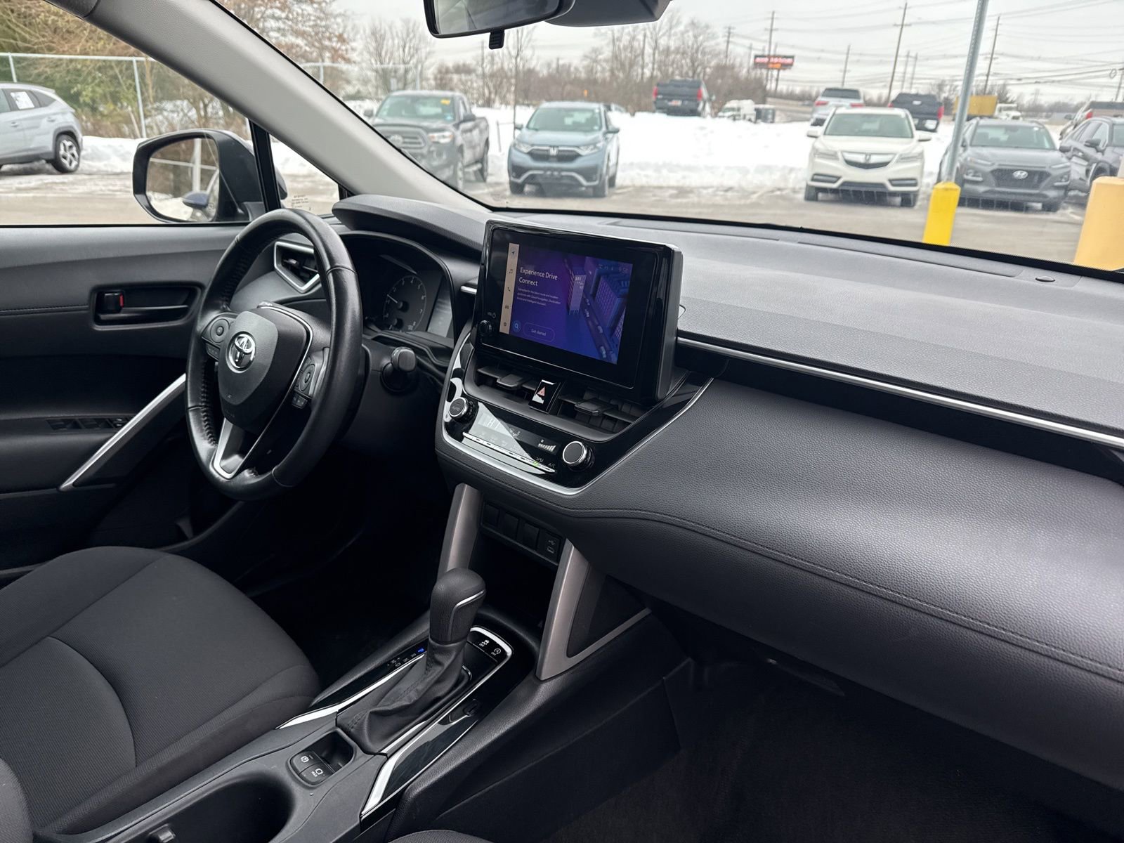 Thumbnail: 2023 Toyota Corolla Cross - 20