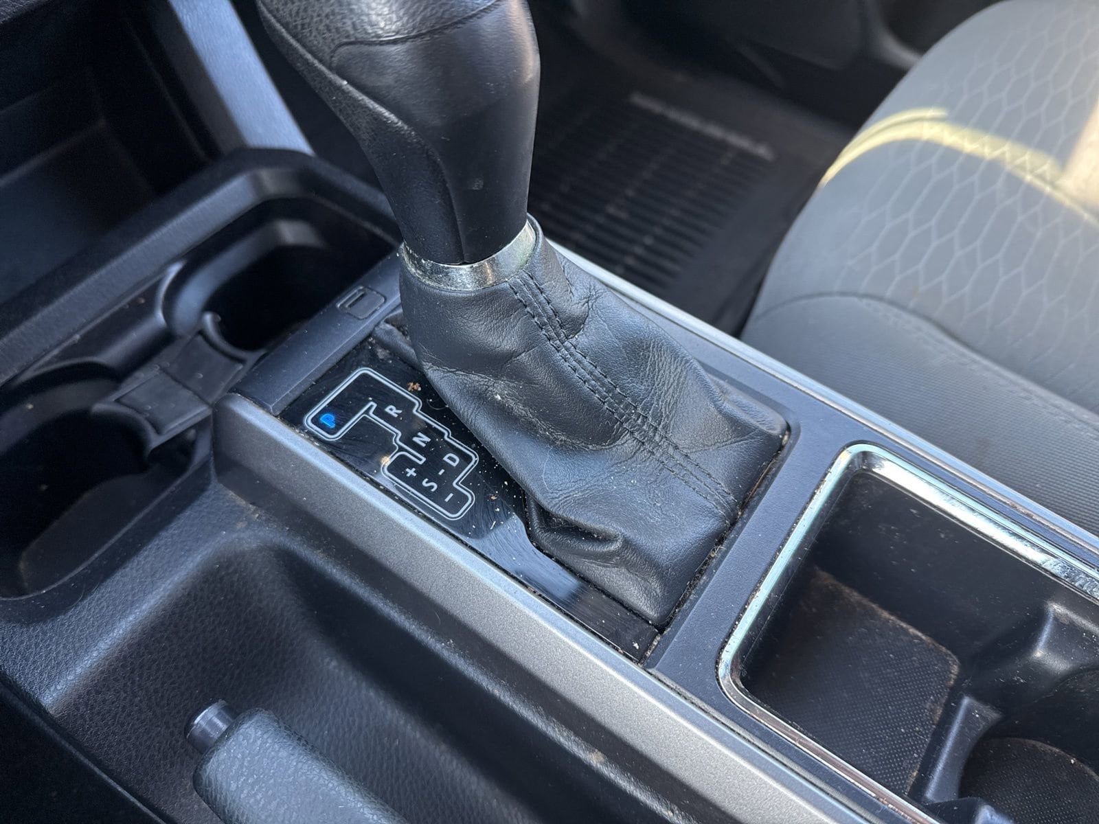 Thumbnail: 2017 Toyota Tacoma - 27