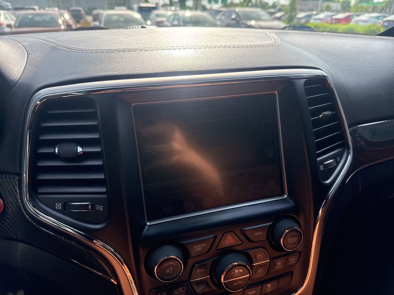 Thumbnail: 2017 Jeep Grand Cherokee - 25