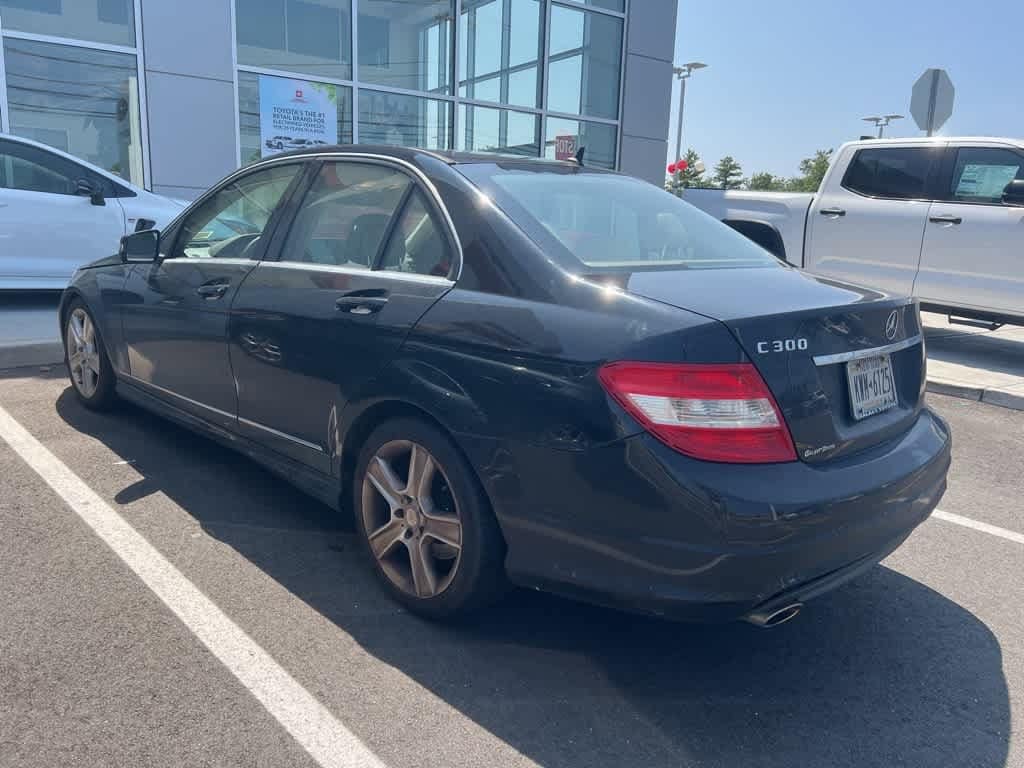 Thumbnail: 2011 Mercedes-Benz C-Class - 4