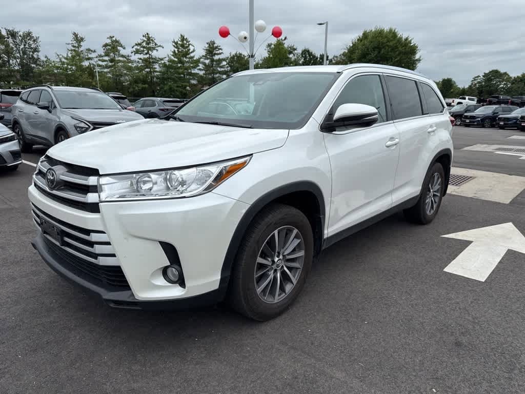 Thumbnail: 2019 Toyota Highlander - 1
