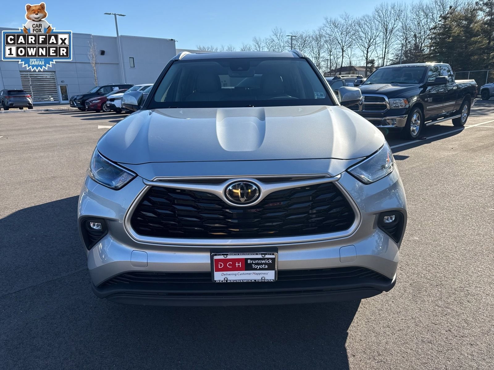 Thumbnail: 2022 Toyota Highlander - 2