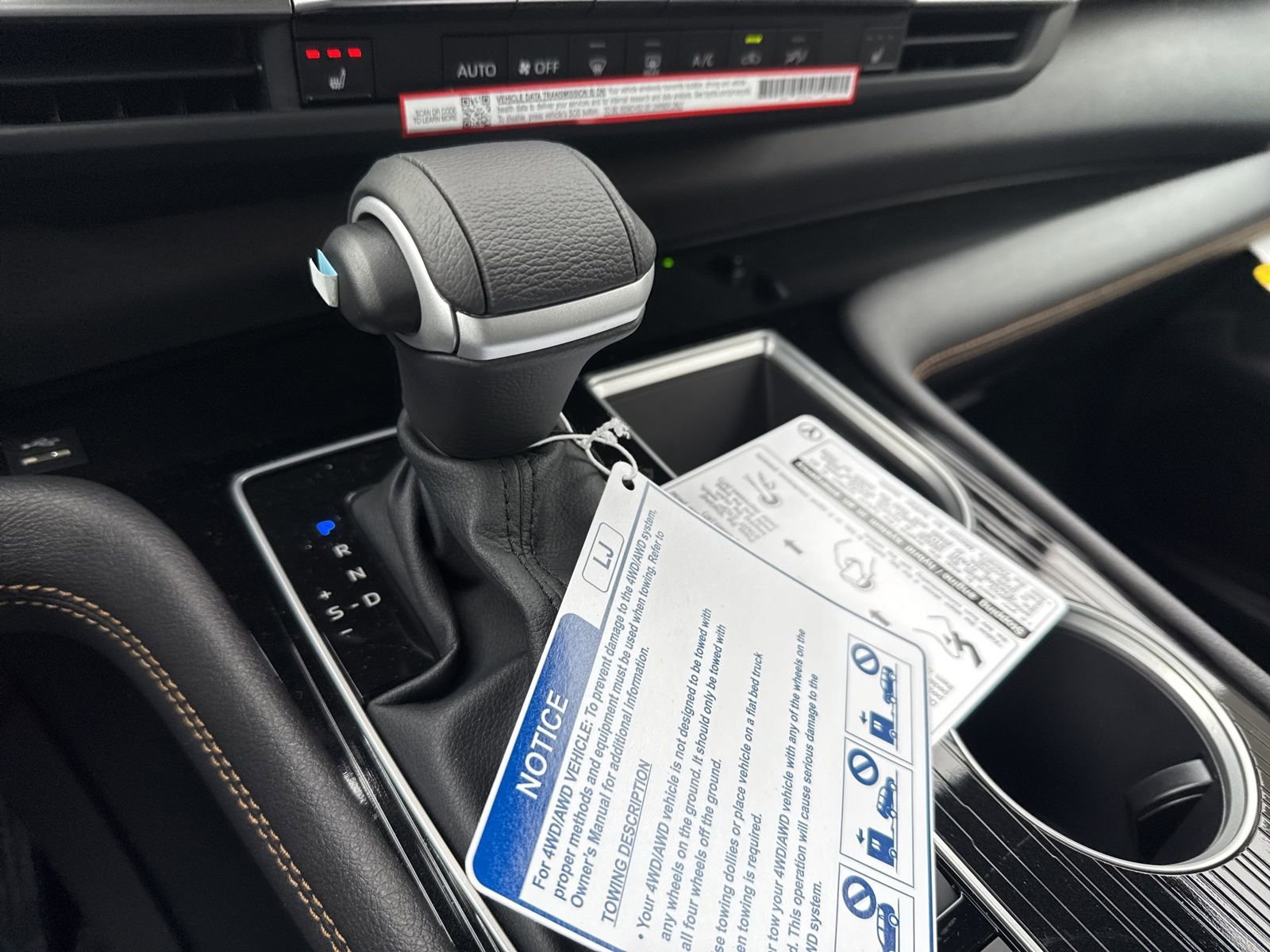 Thumbnail: 2026 Toyota Sienna - 23