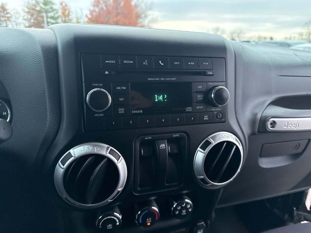 Thumbnail: 2013 Jeep Wrangler - 26