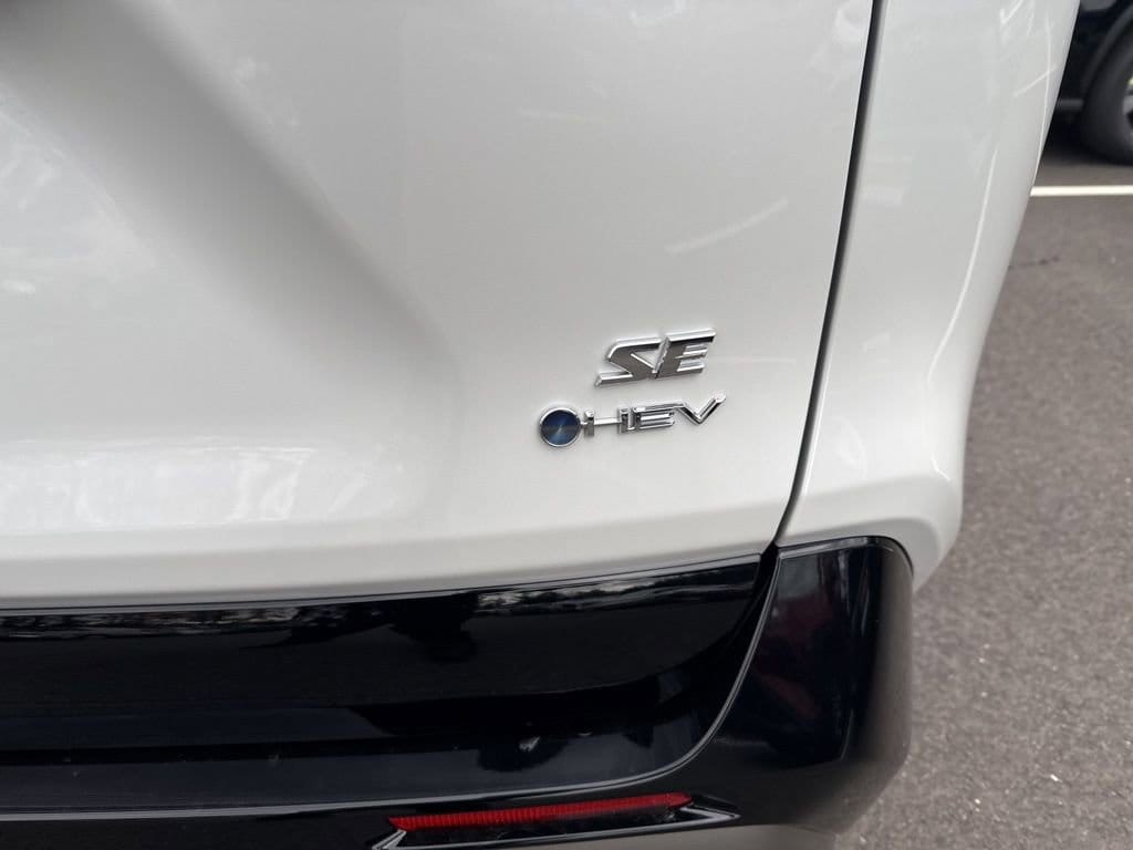 Thumbnail: 2025 Toyota RAV4 - 7