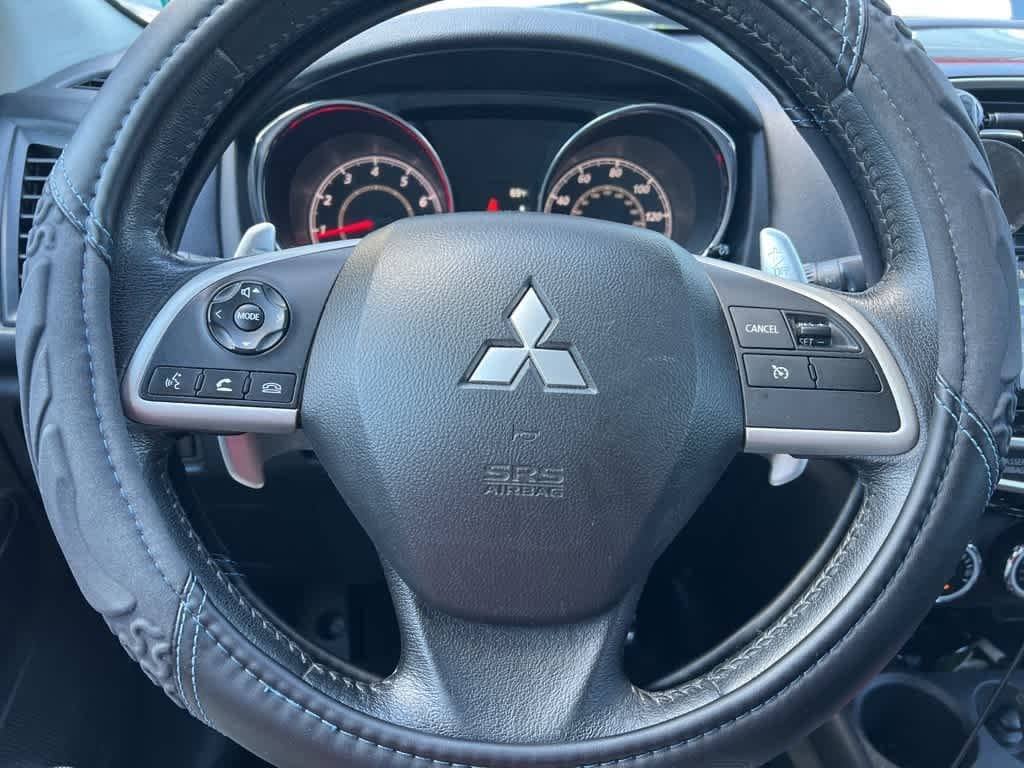 Thumbnail: 2015 Mitsubishi Outlander Sport - 16