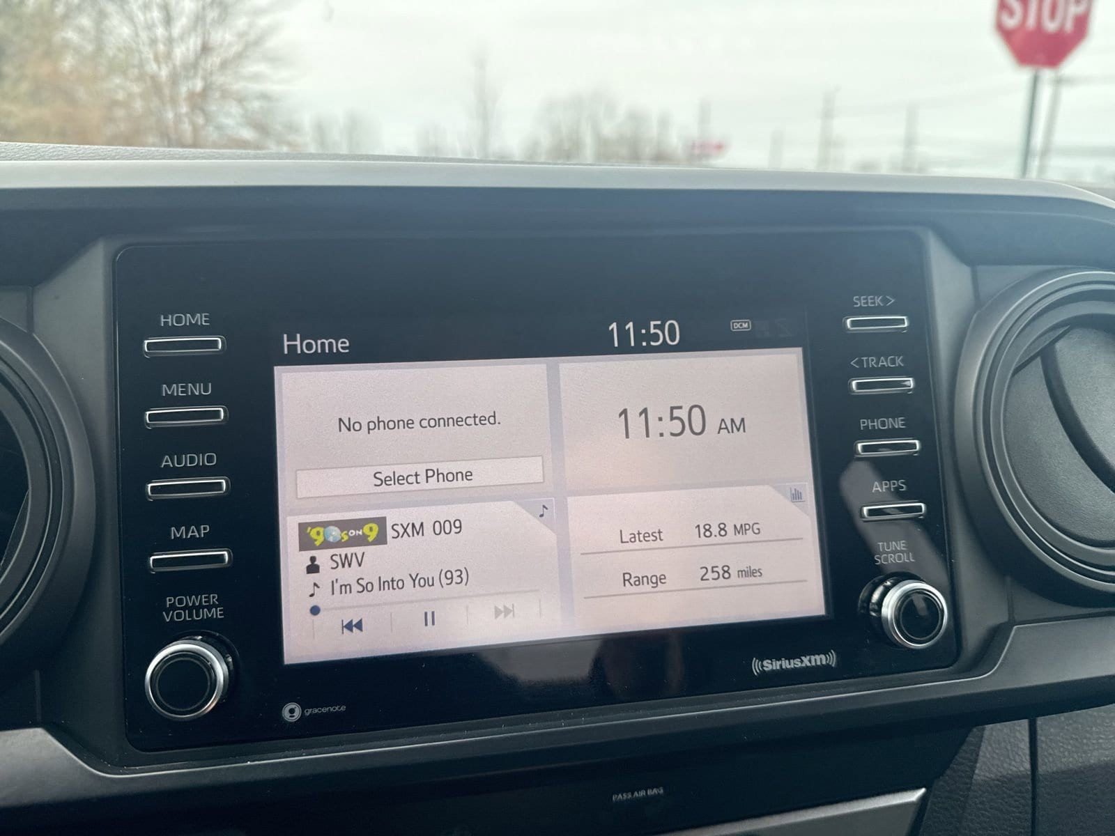 Thumbnail: 2020 Toyota Tacoma - 24