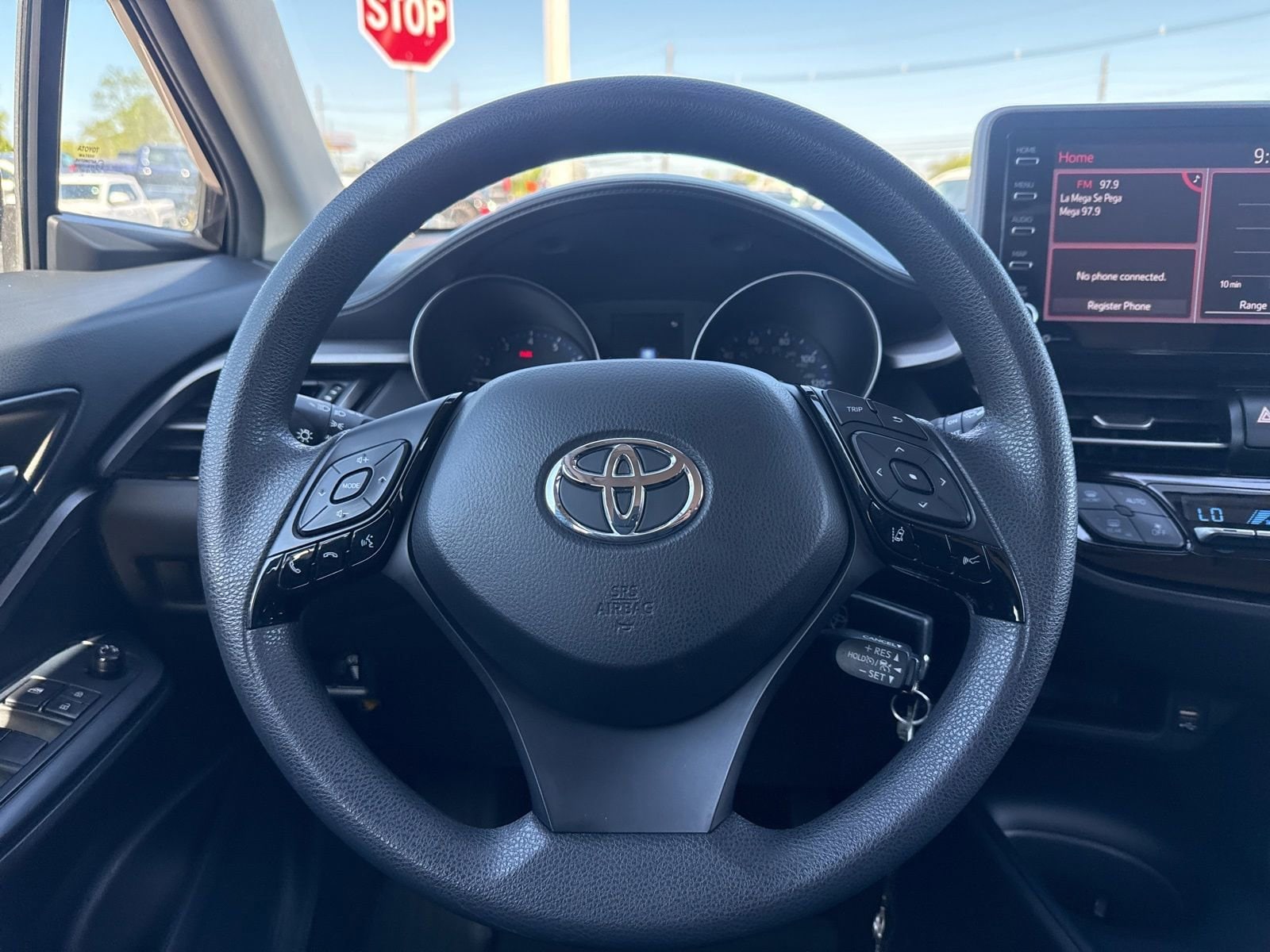 Thumbnail: 2021 Toyota C-HR - 23