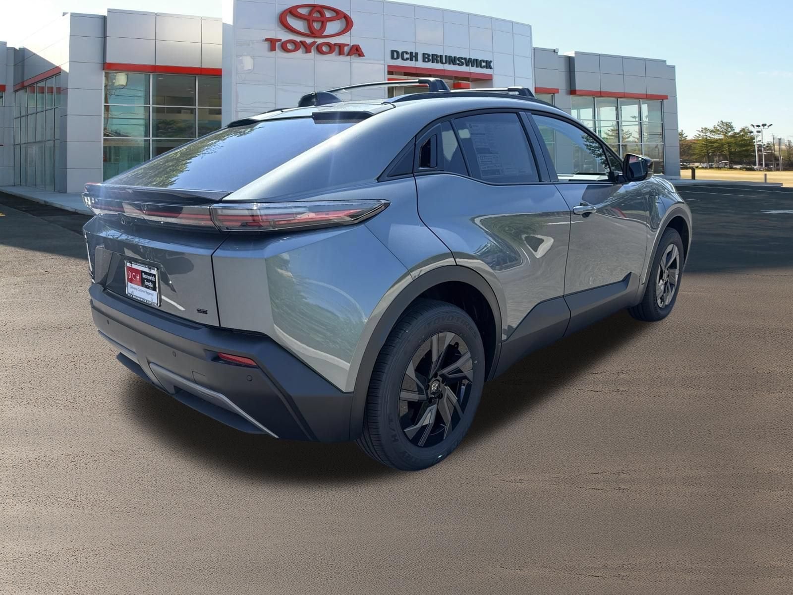 Thumbnail: 2026 Toyota C-HR - 4