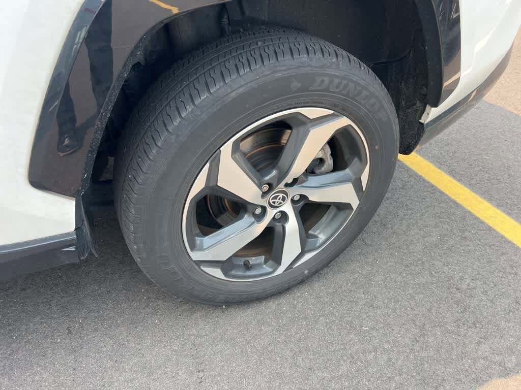 2024 Toyota RAV4 Prime SE 23