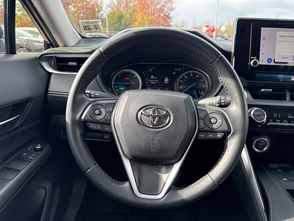 Thumbnail: 2023 Toyota Venza - 24