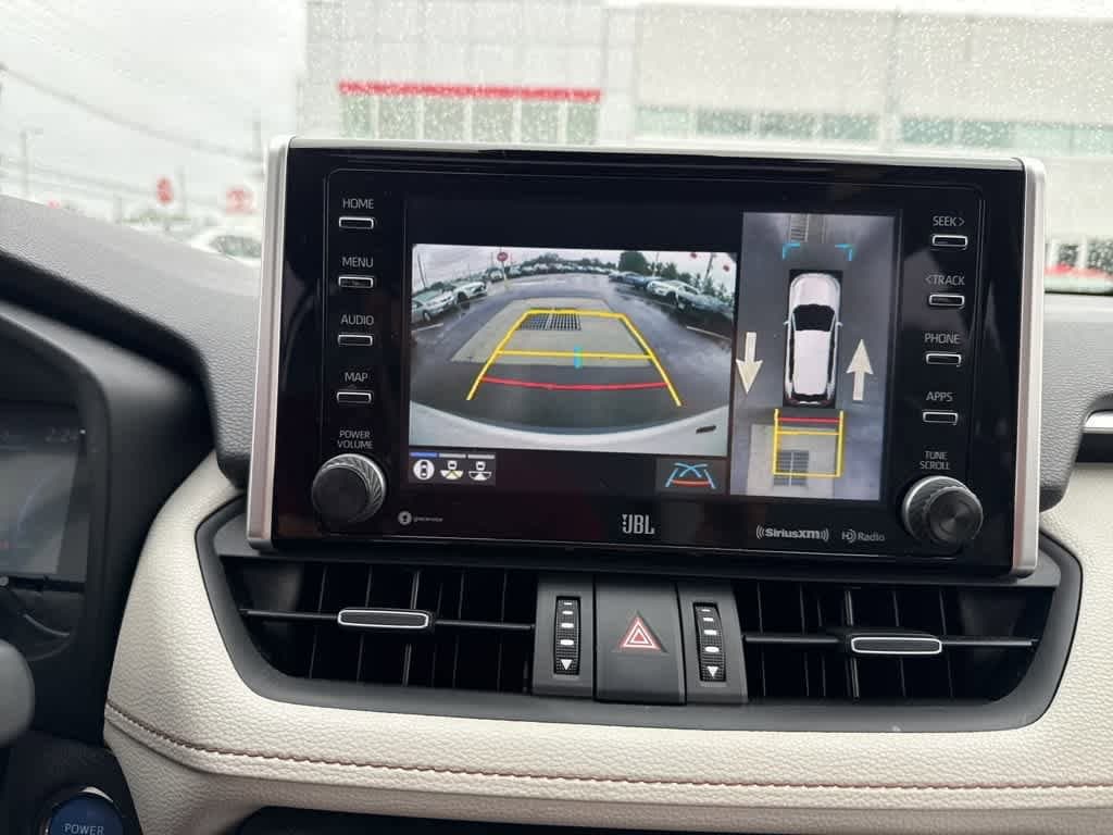 Thumbnail: 2019 Toyota RAV4 - 25