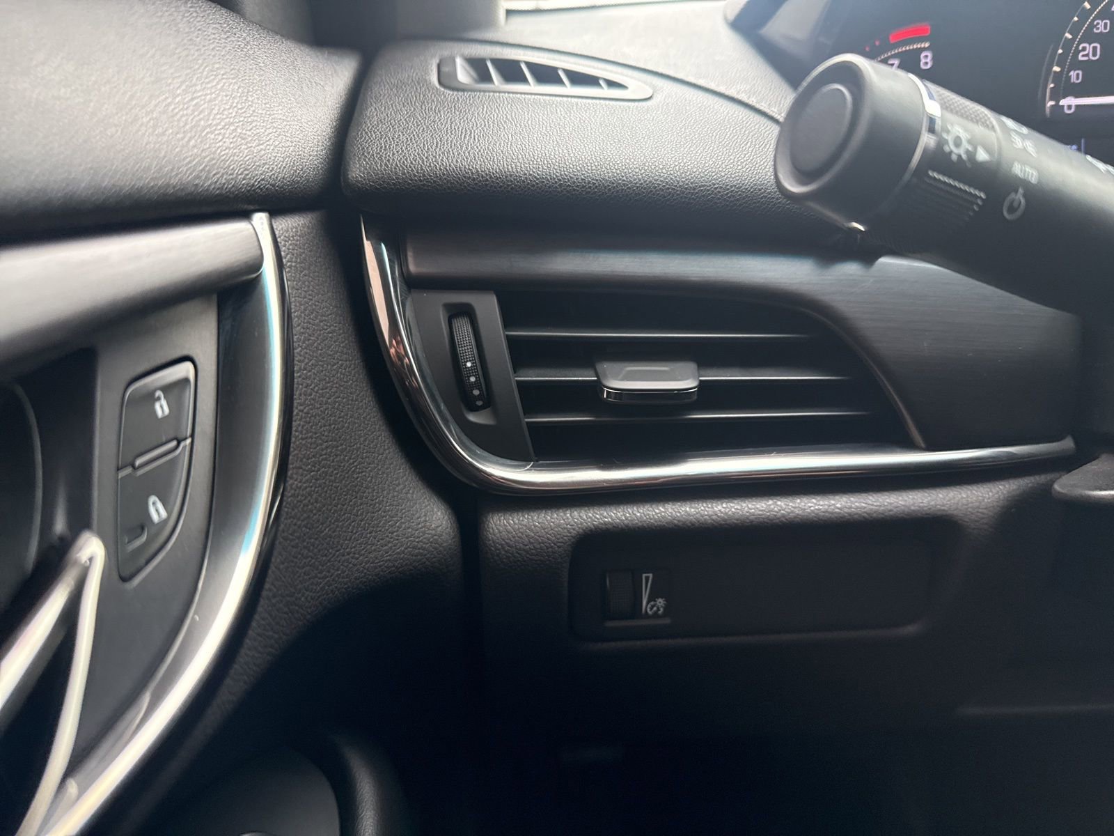 Thumbnail: 2018 Cadillac ATS - 31