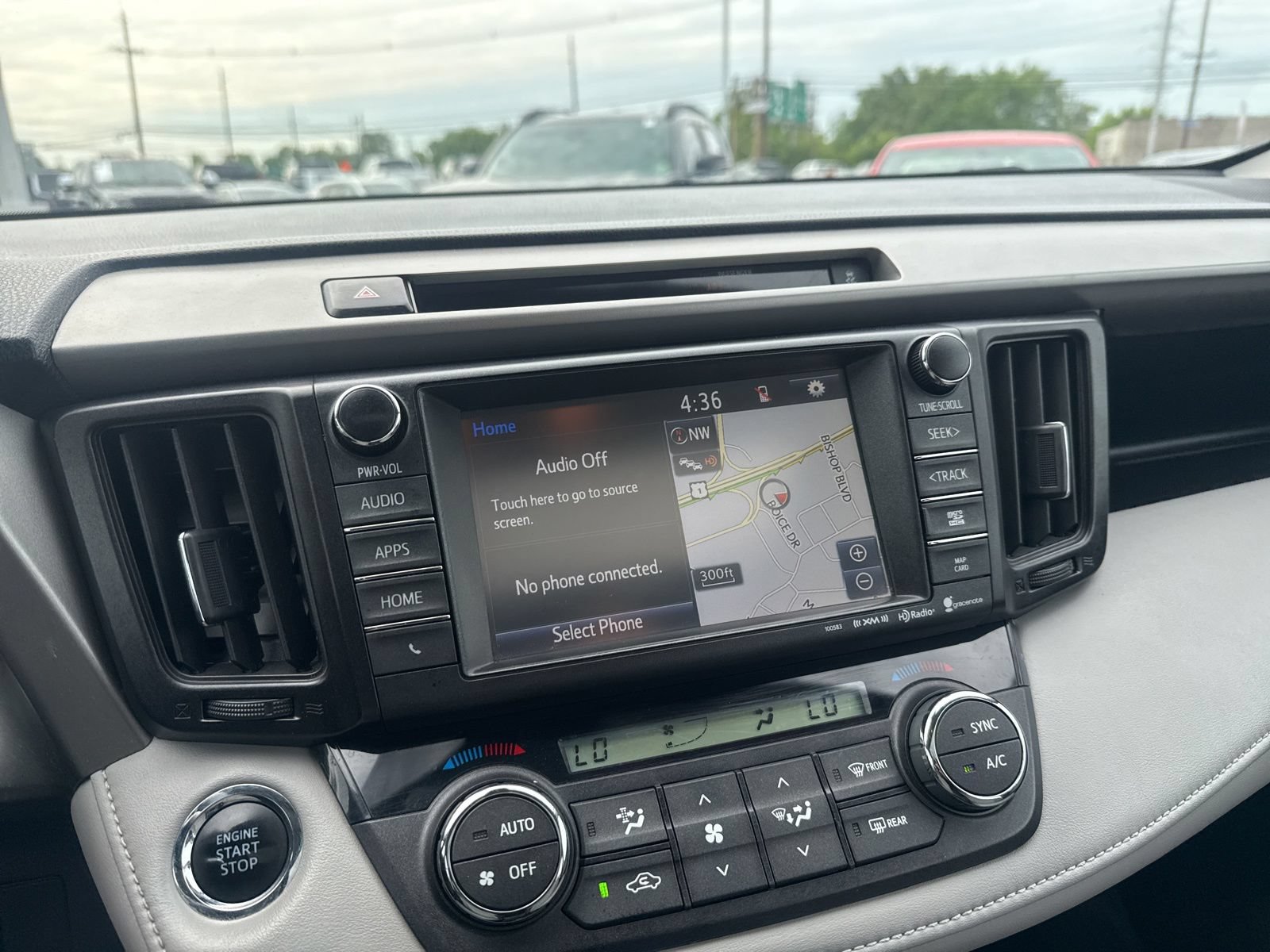 Thumbnail: 2016 Toyota RAV4 - 27