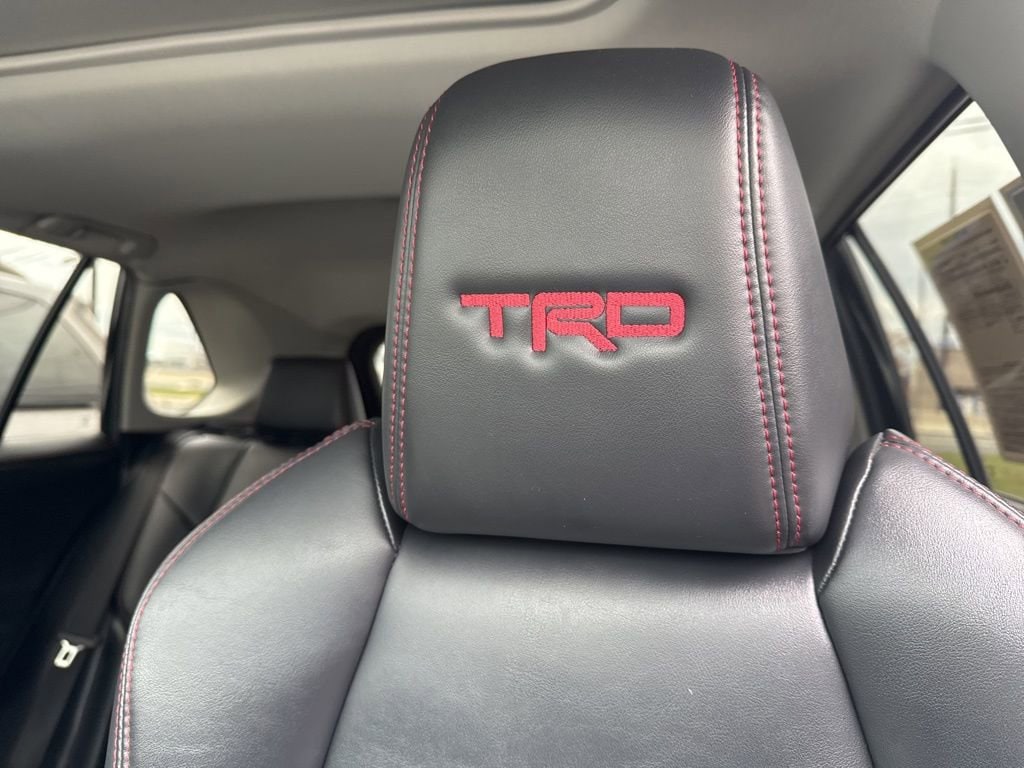 Thumbnail: 2020 Toyota RAV4 - 27