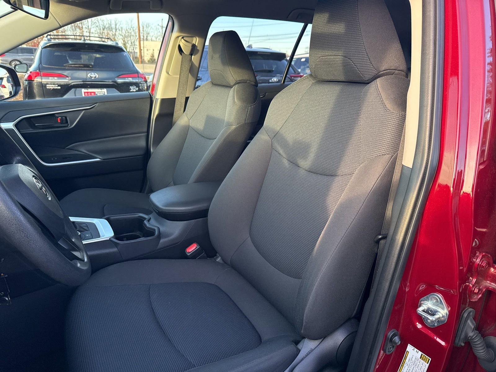 Thumbnail: 2023 Toyota RAV4 - 19