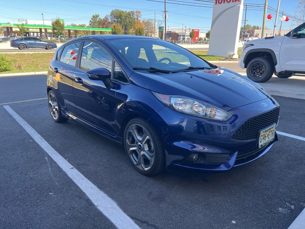 Thumbnail: 2016 Ford Fiesta - 2